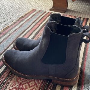 Ariat Black Chelsea Boots